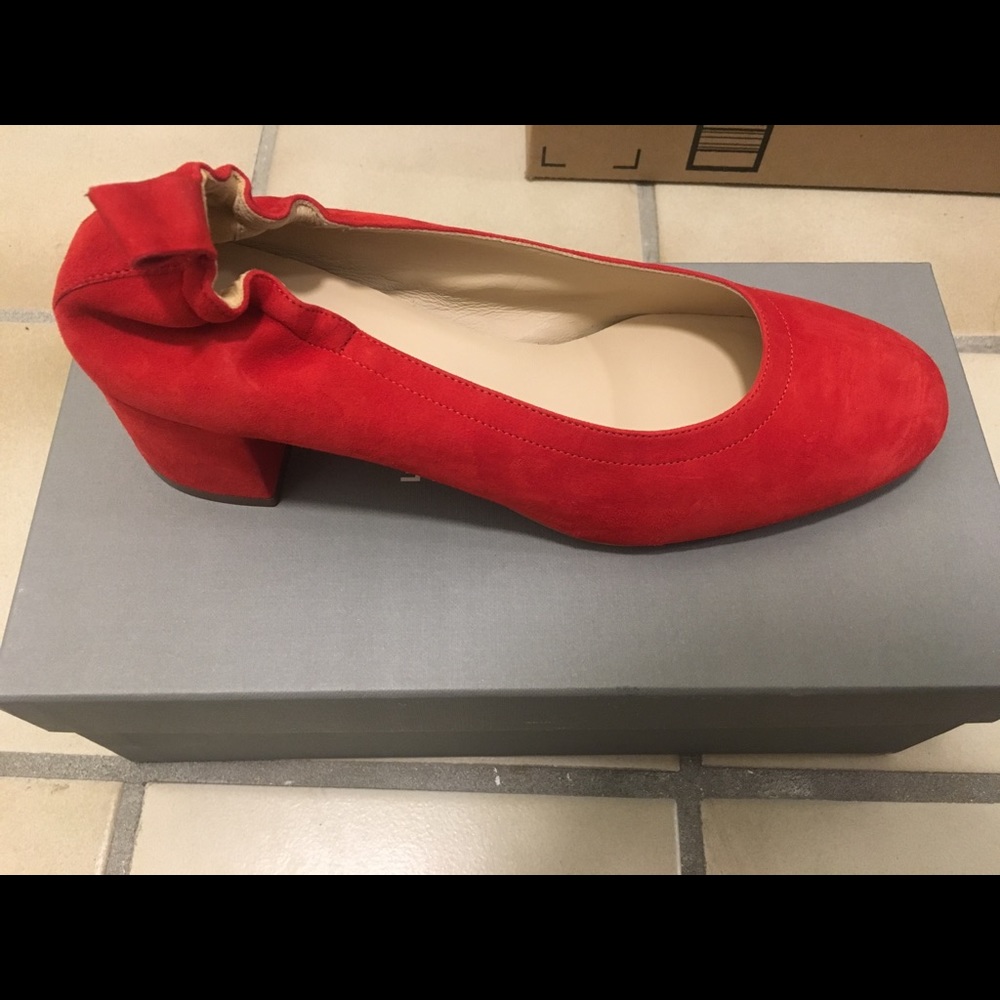 Everlane the day heel